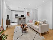 Vente Appartement 3 pièces 48.02 m2 Paris 17ème