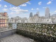 Vente Appartement 3 pièces 65.41 m2 Courbevoie
