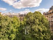 Vente Appartement 3 pièces 69.64 m2 Paris 18ème