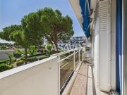 Vente Appartement 3 pièces 73 m2 Marseille 8ème