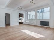 Vente Appartement 3 pièces 90 m2 Paris 9ème
