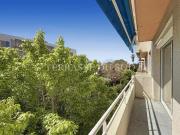 Vente Appartement 3 Pièces de 56 m2 avec Balcon et Cave...