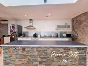 Vente Appartement 4 pièces 105 m2 Nimes