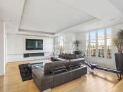 Vente Appartement 4 pièces 111.51 m2 Paris 18ème