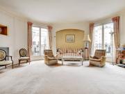 Vente Appartement 5 pièces 122.3 m2 Paris 16ème