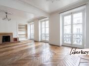 Vente Appartement 4 pièces 67 m2 Paris 3ème