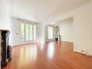 Vente Appartement 4 pièces 72.41 m2 Paris 18ème