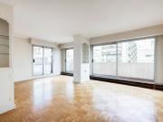 Vente Appartement 4 pièces 74 m2 Paris 18ème