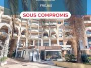 Vente Appartement 4 pièces 91 m2 Frejus