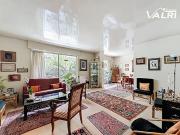 Vente Appartement 5 pièces 128.3 m2 Paris 11ème