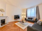 Vente Appartement 5 pièces 128.3 m2 Paris 16ème