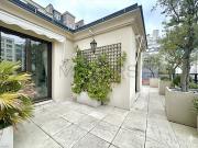 Vente Appartement 5 pièces 140.7 m2 Paris 16ème