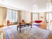 Vente Appartement 5 pièces 148.15 m2 Paris 16ème