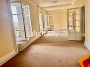 Vente Appartement 5 pièces 159.9 m2 Thiers