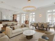 Vente Appartement 5 pièces 165.6 m2 Paris 8ème