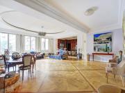 Vente Appartement 5 pièces 213.82 m2 Paris 16ème