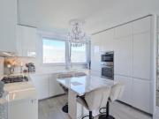 Vente Appartement 5 pièces 96 m2 Pierre benite