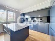 Vente Appartement 6 pièces 141.18 m2 Bourg la Reine
