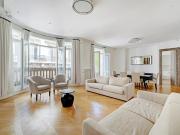 Vente Appartement 6 pièces 189.2 m2 Paris 16ème