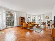 Vente Appartement 6 pièces 189.6 m2 Paris 16ème