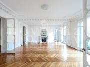 Vente Appartement 6 pièces 190.5 m2 Paris 16ème