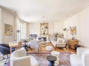 Vente Appartement 6 pièces 200.56 m2 Paris 7ème