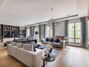 Vente Appartement 6 pièces 239.17 m2 Paris 17ème