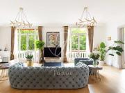 Vente Appartement 6 pièces 371.1 m2 Paris 16ème