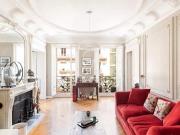 Vente Appartement 7 pièces 159.6 m2 Paris 17ème