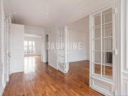 Vente Appartement 7 pièces 197.26 m2 Paris 14ème
