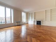 Vente Appartement 7 pièces 197 m2 Paris 14ème