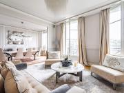 Vente Appartement 7 pièces 211.54 m2 Paris 16ème
