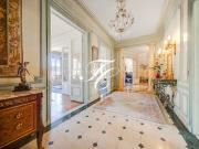 Vente Appartement 7 pièces 243 m2 Paris 11ème