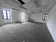 Vente Appartement 8 pièces 150 m2 Nimes