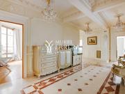 Vente Appartement 8 pièces 209 m2 Paris 10ème
