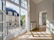 Vente Appartement 8 pièces 215.27 m2 Paris 5ème