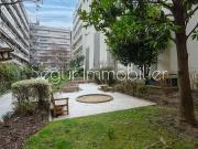 Vente Bureaux 2 pièces 63.9 m2 Paris 7ème