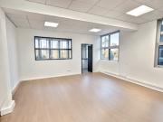 Vente Bureaux 3 pièces 90 m2 Villiers sur Marne