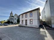 Vente bureaux Basse Goulaine Centre ville, bus et autoroute