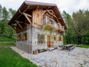 Vente Chalet 5 pièces 163.4 m2 Entraunes