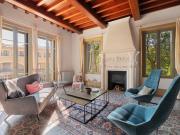 Vente Duplex 5 pièces 217 m2 Uzès