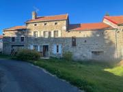 Vente Ferme 7 pièces 103 m2 Saint Symphorien