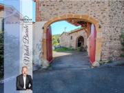 Vente Ferme 8 pièces 220 m2 Montromant