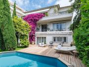 Vente Hôtel particulier 10 pièces 360 m2 Nice