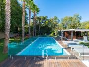 Vente Hôtel particulier 15 pièces 504 m2 Marseille 9ème