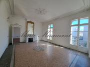 Vente Hôtel particulier 20 pièces 500 m2 Nimes