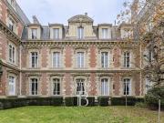 Vente Hôtel particulier 29 pièces 755 m2 Saint Germain...