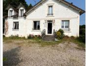 Vente Maison 10 pièces 180 m2 Bourganeuf