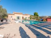 Vente Maison 10 pièces 236 m2 Saint Jean de Fos