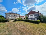 Vente Maison 10 pièces 278 m2 Perigueux